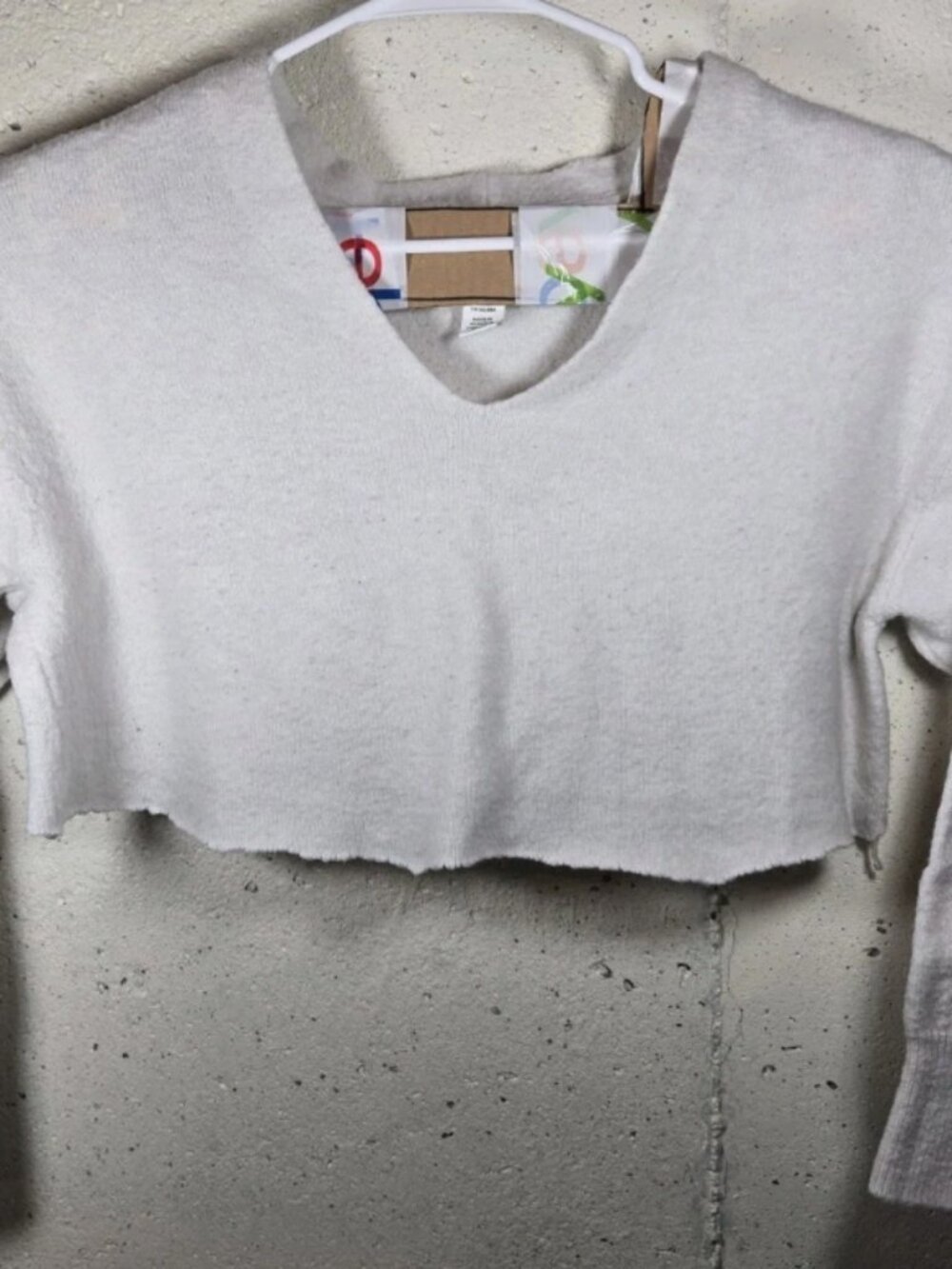 H&M Sweater Small Women's Cropped Shirt White Sweater Long Sleeve Top Pullover